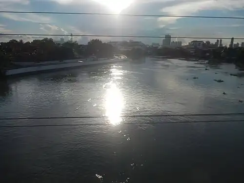 Pasig River at dusk from Mabini Bridge