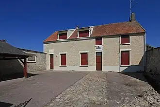 The town hall in Blandy
