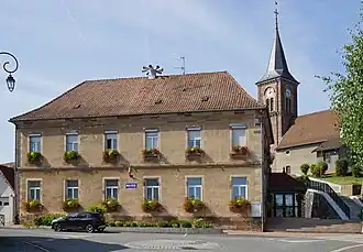 The town hall in Châlonvillars