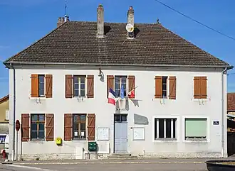 The town hall in Le Pont-de-Planches