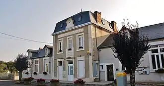 The town hall in Saint-Léger-le-Petit