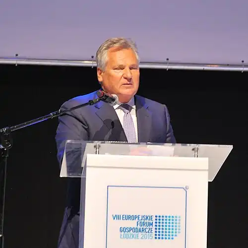 Aleksander Kwaśniewski(1995–2005) (1954-11-15) November 15, 1954 (age&nbsp;71)