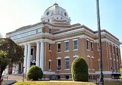 The Beauregard Parish Courthouse in DeRidder
