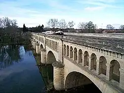 Canal du Midi crossing the Orb river in Béziers.