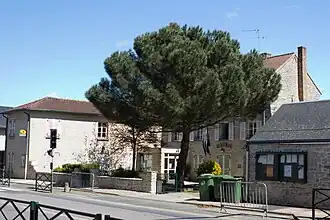 The town hall in Boissy-le-Cutté