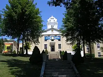 Carter County courthouse in Grayson