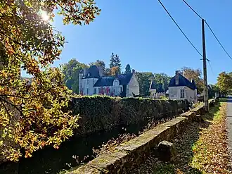 The château of Rozay, in Saint-Georges-sur-la-Prée