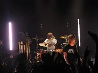 Switchfoot performing in Vancouver, British Columbia on April 29, 2006