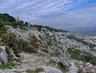 Colline St-Jacques overlooks Cavaillon