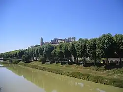 Auch from the Gers bridge