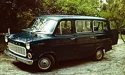 1971 Ford Transit Custom with a round longer grille (before improvements)