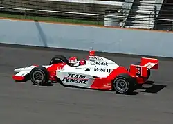 Hélio Castroneves practicing at the 2007 Indianapolis 500.