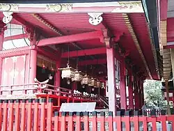 Lanterns at the honden
