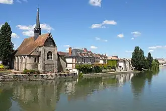 Sens on the Yonne river