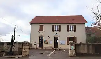 The town hall in Lœuilley