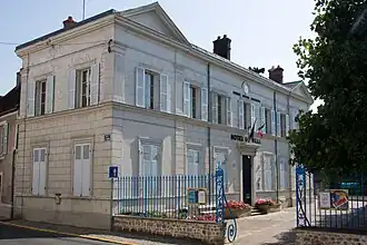 The town hall in La Ferté-Alais