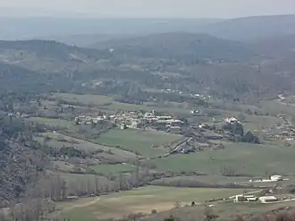 A general view of the village of Revest-des-Brousses