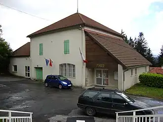 The town hall in Le Rialet