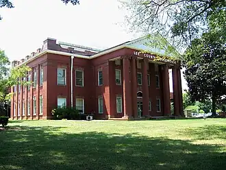 Lee County Courthouse in Sanford