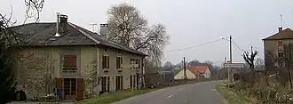 The road into Les Ableuvenettes