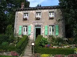  Image of a 1863 building
