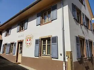 The town hall in Maennolsheim