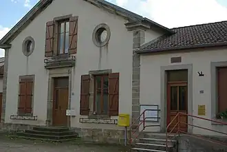 The town hall in Biécourt