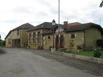 The town hall in Peyrusse-Vieille