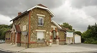The town hall in Saint-Martin-l'Heureux