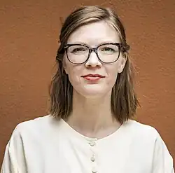 Marie Sneve Martinussen (Rødt).jpg
