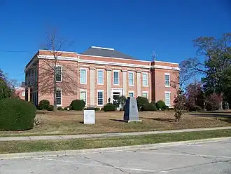 McDuffie County Courthouse in Thomson
