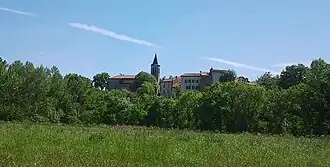 A general view of Montdragon