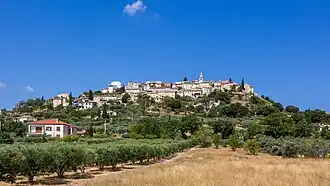 A general view of the village of Montfort