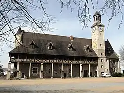 Château des ducs de Bourbon.