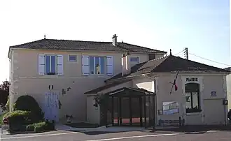 The town hall in Mouzeuil-Saint-Martin