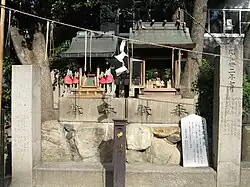 Two subshrines