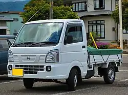 Nissan NT100 Clipper