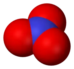 Space-filling model of the nitrate ion