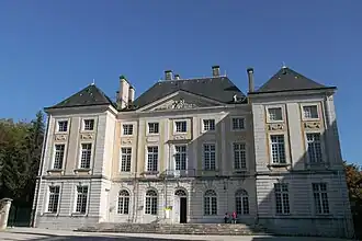 Palais Episcopal.