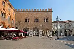 Piazza dei Signori and Palazzo dei Trecento.