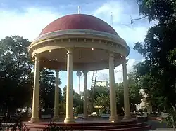 Central square of Baní