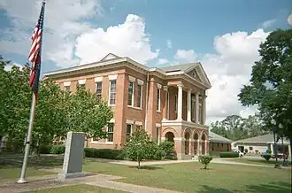 The Perry County courthouse in New Augusta