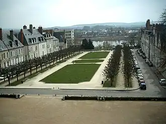 Place de la République in Nevers.