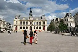 Place du Maréchal Leclerc, Poitiers.