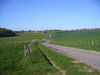 The road into Polaincourt