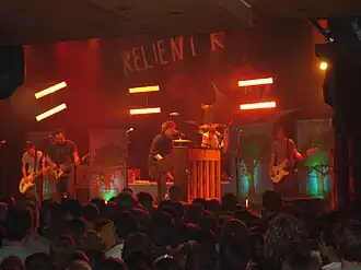 Relient K live in May 2007. Left to right: Jon Schneck, Matt Hoopes, Matt Thiessen, Dave Douglas, John Warne.