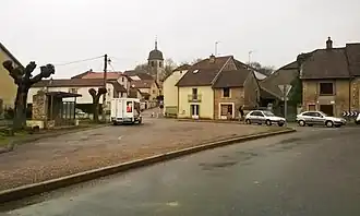 The church and surroundings in Rosey