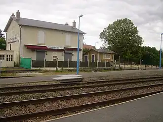 The railway station in Saint-Germain-du-Puy