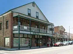 The old city hotel on South Washington Street