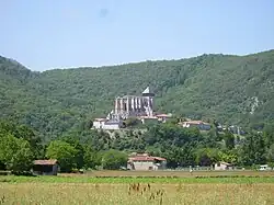 The upper town and the cathedral.